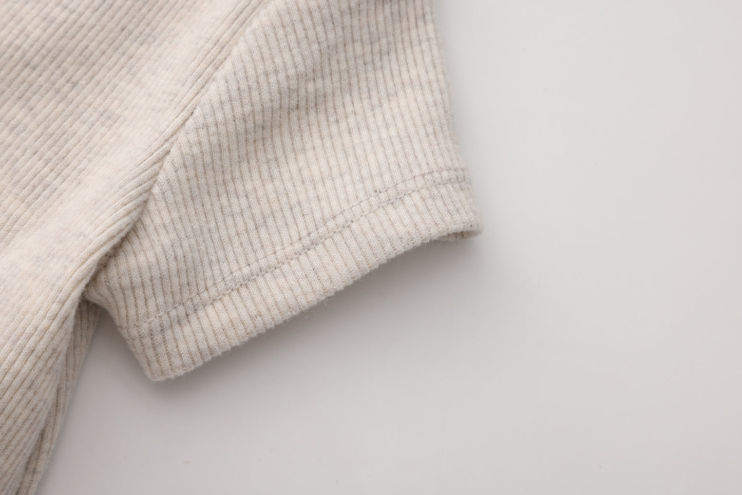 RIBBED SHORT SLEEVE BODYSUIT