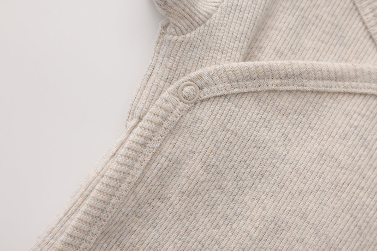 RIBBED SHORT SLEEVE BODYSUIT