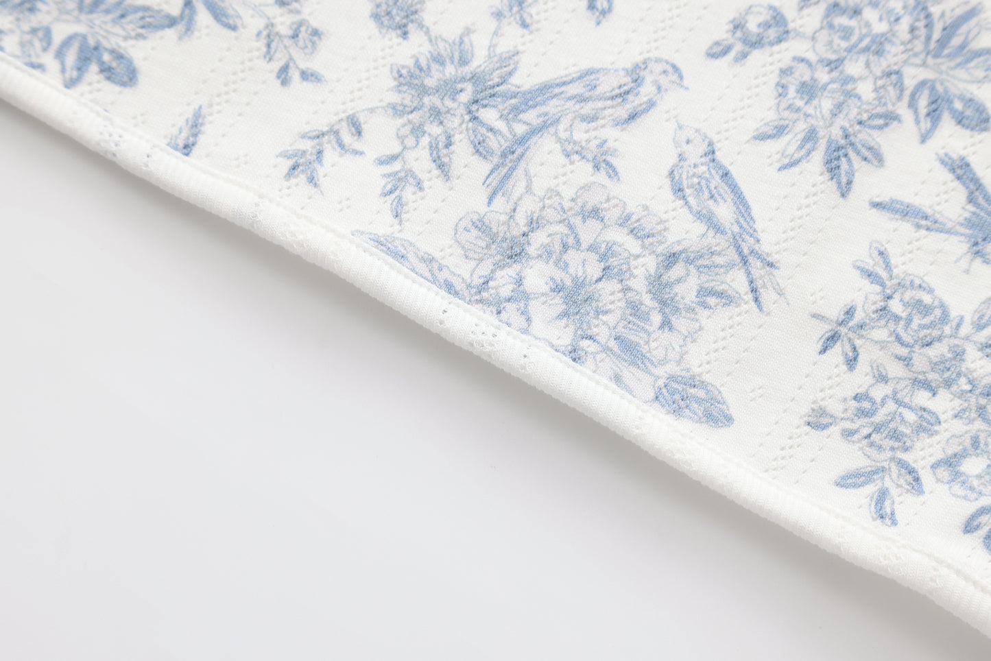 FLOWER PRINT BLANKET